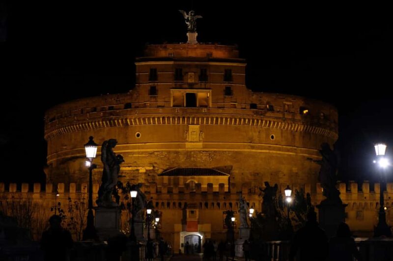 Rome Night Mysteries Guided Walking Tour - The Guide’s Approach to Haunted Rome