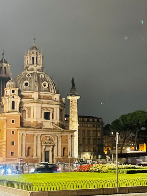 Rome: Nighttime Tour Outside the Colosseum with Local Guide - Discover Rome’s Nighttime Charms Outside the Colosseum