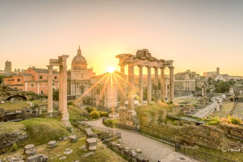 Rome: Official Colosseum, Roman Forum and Palatine Hill Tour - Visiting Palatine Hill: The Imperial Residence