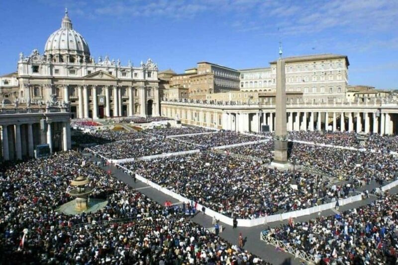 Rome: Papal Audience Guided Tour with Reserved Ticket - The Experience of Watching the Pope