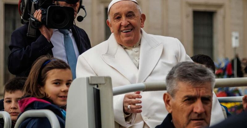 Rome: Papal Audience Tour With Reserved Access - How the Reserved Access Works and Why It Matters