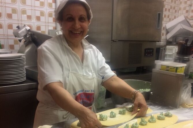 Rome Pasta and Tiramisu Class: Ravioli, Fettuccine and Fine Wine - Family and Child-Friendly Aspects