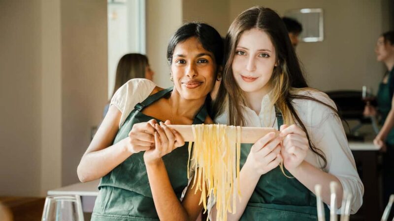 Rome: Pasta and Tiramisu Cooking Class with Prosecco - Discover Traditional Italian Flavors in Rome