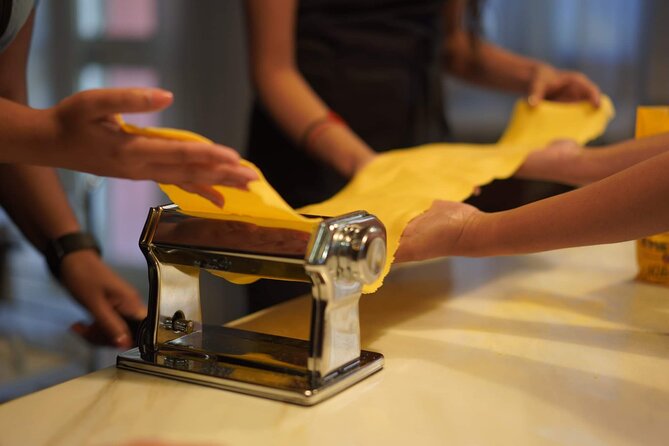 Rome Pasta Making Class with Italian Sauces and Wine Included - Pacing and Timing of the Class