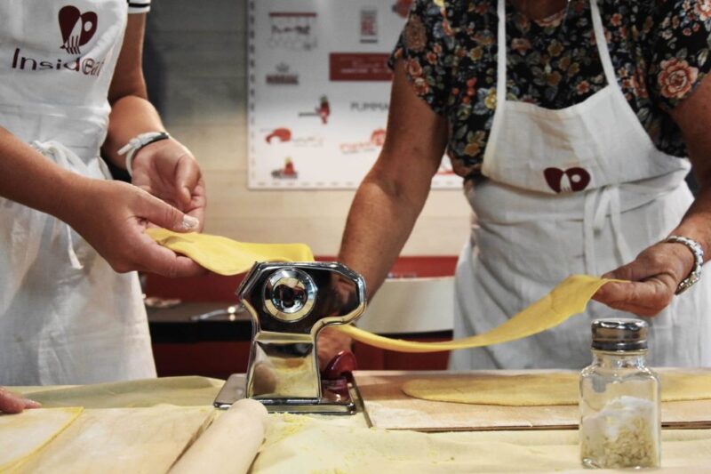 Rome: Pasta, Ravioli, and Tiramisu Cooking Class with Wine - The Quality of Food and Wine Offered
