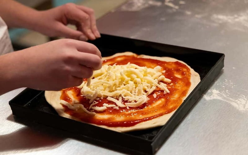 Rome: Pizza and Tiramisù Cooking Class with Glass of Wine - Crafting Pizza Dough from Scratch