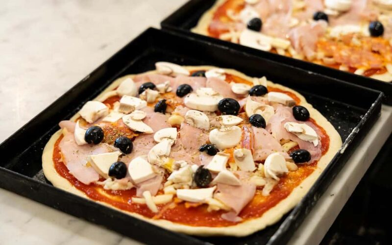Rome: Pizza & Gelato Making Class with Wine & Limoncello - Discover Authentic Italian Flavors in a Short, Fun Class