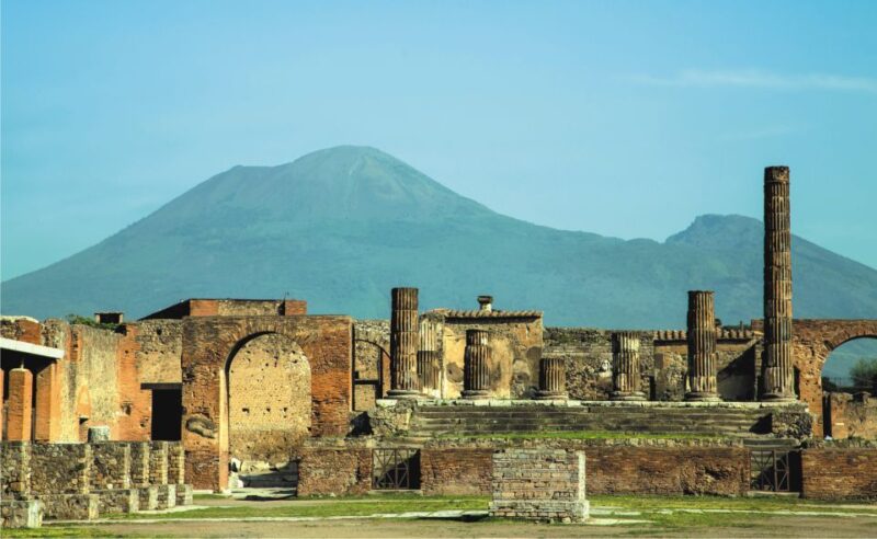 Rome: Pompeii and Naples Day Trip with Pompeii Entry Ticket - Free Time to Explore Pompeii at Your Leisure