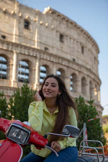 Rome: Premium Vespa Tour with Guide and Photographer - Tasting Local Flavors at a Traditional Bakery