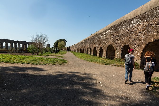 Rome private e-Bike Tour: Nature n Catacombs along the Appian Way - Logistics: Meeting Point and Tour Flow