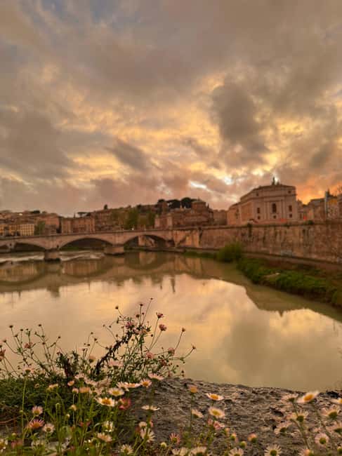 Rome: Private Golf Cart Christmas Lights Tour by Night - Final Thoughts: A Festive Night Out in Rome