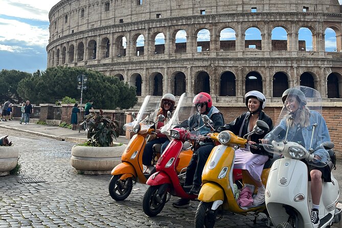 Rome: Private Vespa Tour and Professional Photoshoot - Practical Logistics and Meeting Points
