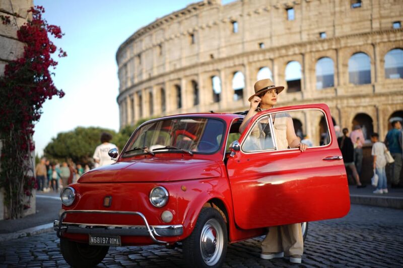 Rome Pro Photoshoot Service with Free Transport by Fiat 500 - The Style and Comfort of the Vintage Fiat 500 Cars