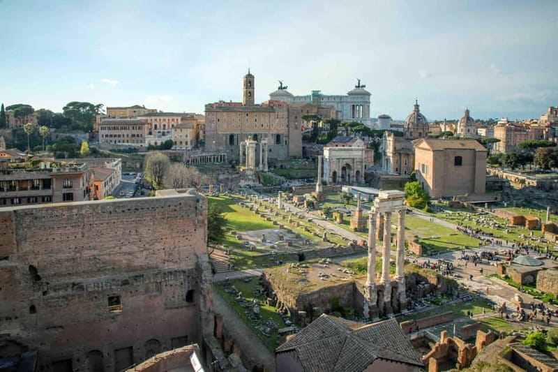 Rome: Roman Forum and Colosseum Underground Exclusive Tour - Walking Through the Gladiators Gate and Standing in Ancient Combat Spots