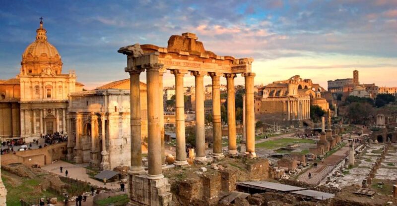 Rome: Roman Forum and Palatine Hill Licensed Guided Tour - The Palatine Hill and Its Imperial Roots