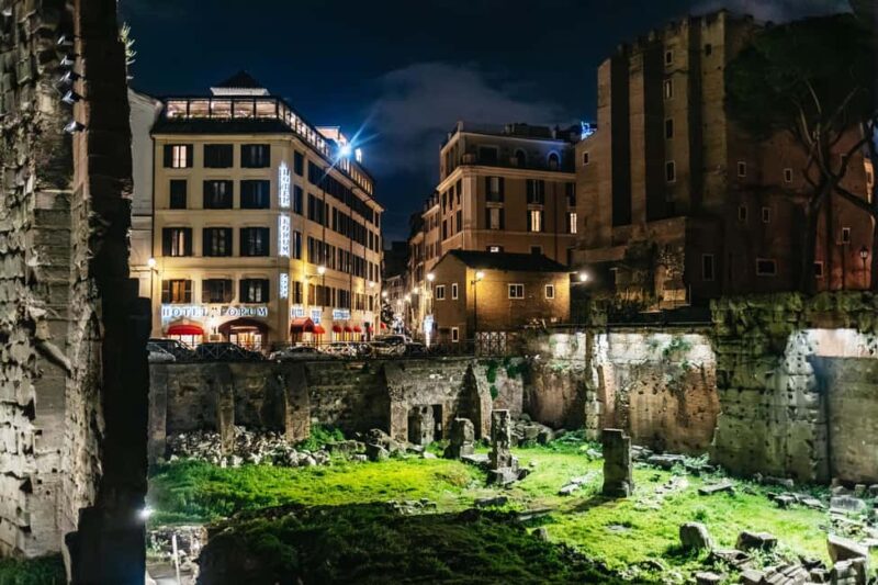 Rome: Small Group City Highlights Moonlight Walking Tour - Frequently Asked Questions