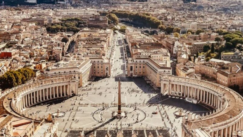 Rome: St. Peter's Basilica Express Guided Tour - Discovering the Vatican Grottoes and Papal Tombs