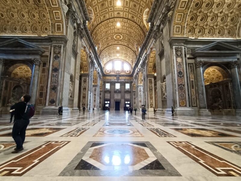 Rome: St. Peter's Basilica Guided Tour with Papal Tombs - The Experience with the Guide and Tour Pacing