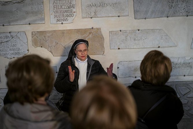 Rome Street Photography Lesson - The Role of the Guide in Developing Your Photography Skills