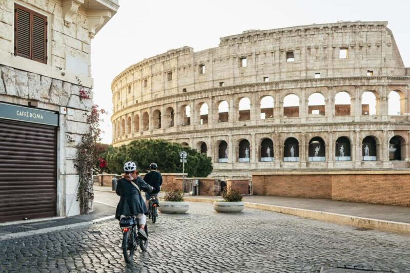 Rome: Sunrise E-Bike Experience with Coffee Tasting - Navigating Rome’s Streets on E-Bikes