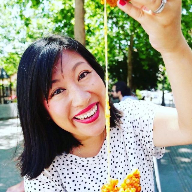 Rome: Sunset Tour by Golf Cart with Local Guide and Gelato - Navigating Romes Night Lighting and Famous Sights