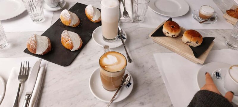 Rome: the original maritozzi breakfast tour in Trastevere - Sampling the Classic Cornetto and Cappuccino in an Historic Restaurant