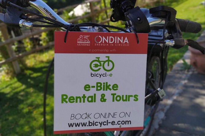 Rome Tiber cycle path: Electric & Muscle Rental Bike - Starting Point at Lungotevere delle Armi