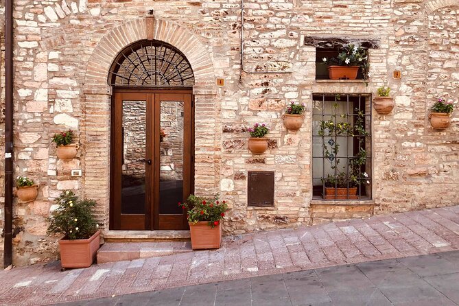 Rome to Assisi & Orvieto: Private Day Trip - Pricing and Booking Details