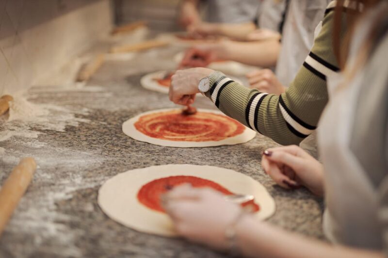 Rome: Traditional Pizza Cooking Class near Piazza Navona - Who Will Enjoy This Pizza Cooking Class?