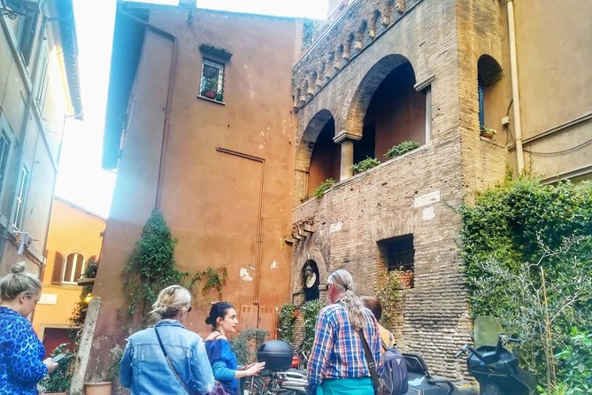 Rome: Trastevere Food Tour Wine Tasting and Local Expert Guide - Booking and Cancellation Policies