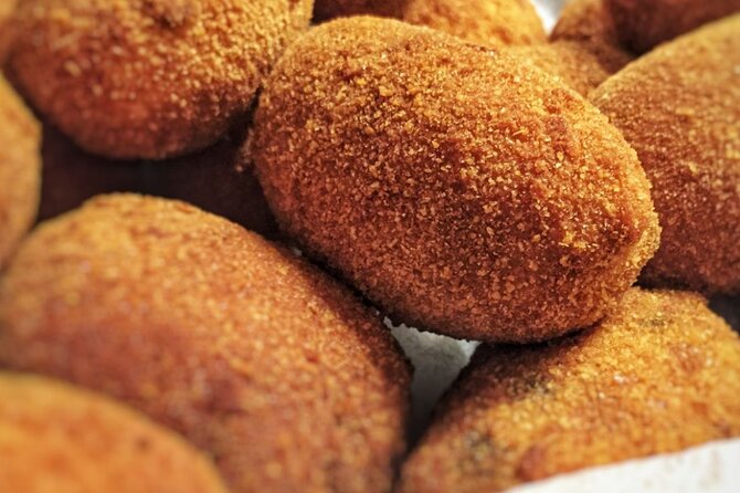 Rome Trastevere Street Food Tour: Eat and Drink Like a Local - All-Inclusive Food and Drink Experience