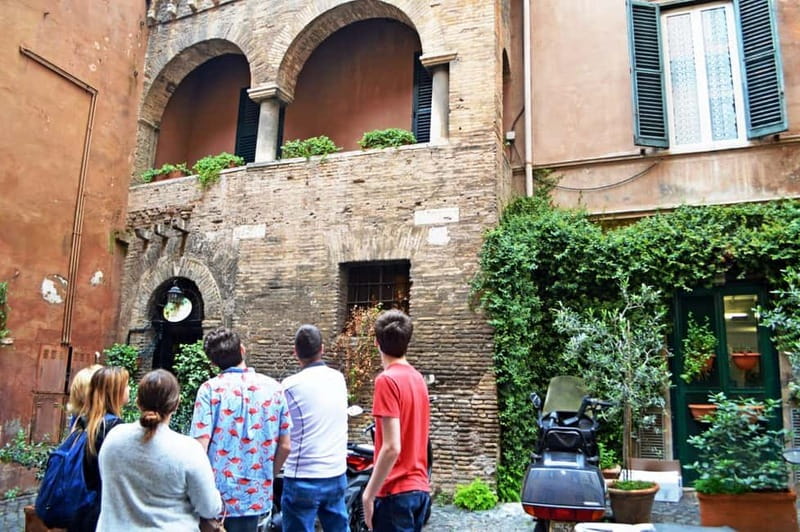 Rome: Trastevere Street Food Walking Tour with Local Expert - Tasting Regional Specialties at the Local Bakery
