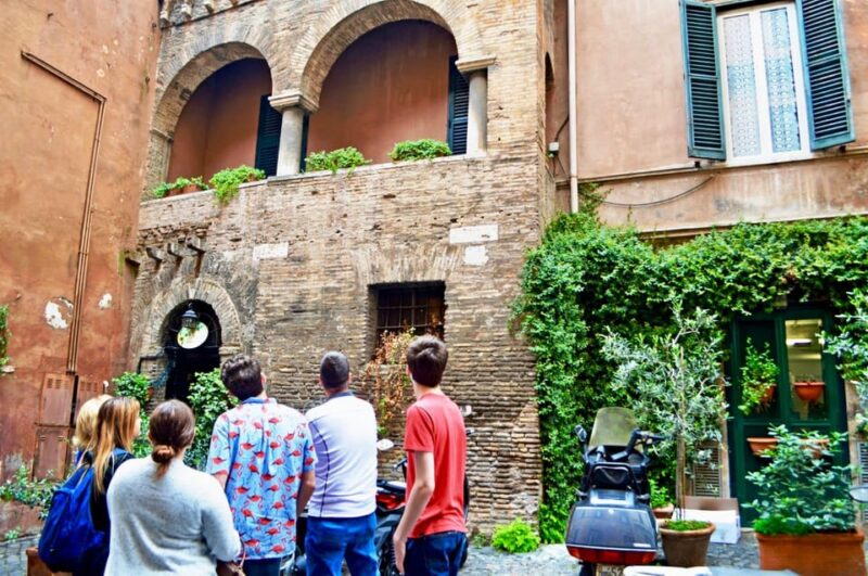 Rome: Trastevere & Tiber Island Street Food Tour at Sunset - Key Points