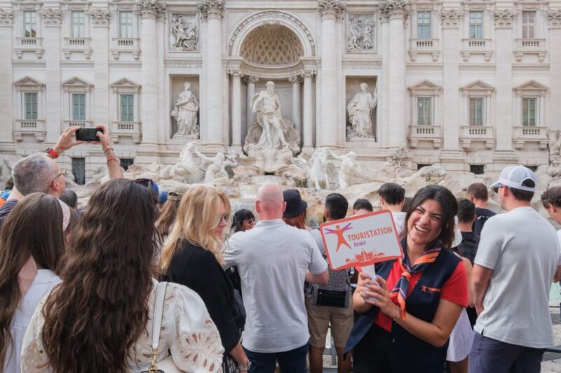 Rome: Trevi Fountain Undergound Domus Guided Tour - The Trevi Fountain Moment — A Brief Visit