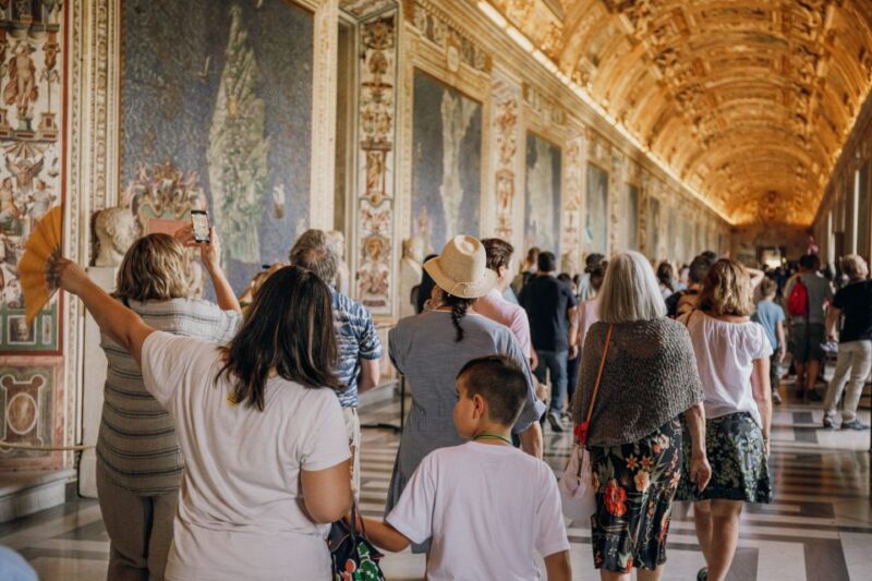 Rome: Vatican Museum and Sistine Chapel Skip-the-Line Tour - Guide Expertise and Guest Experience