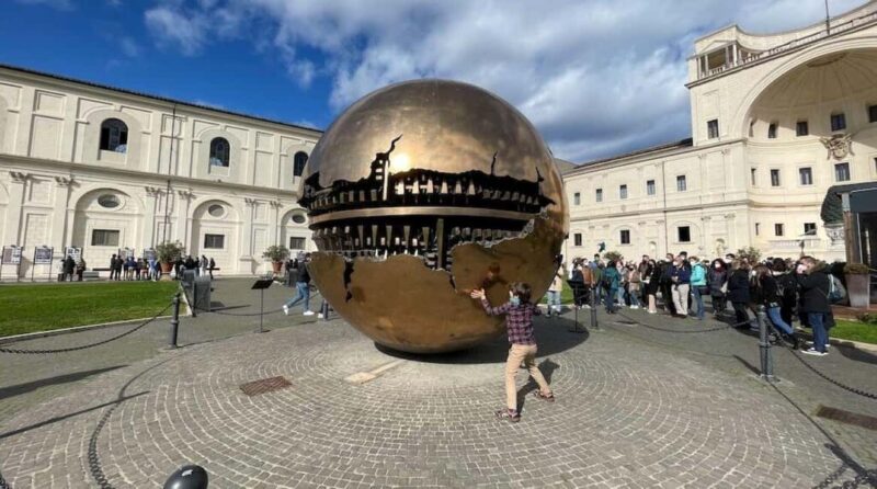 Rome -Vatican Museums & Sistine Chapel Evening Guided Tour - The Guide and Tour Experience