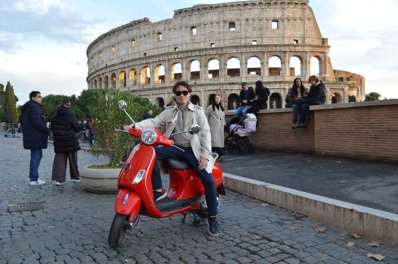 Rome Vespa: Photos, City Highlights, Sightseeing by Vespa - Discover Rome on a Vespa: City Highlights and Photos in 1.5 Hours