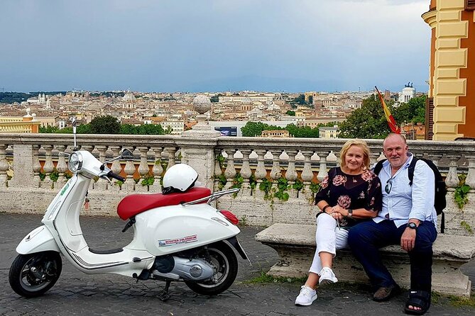 Rome Vespa Primavera 125 cc Rental - 72 Hours Rental - Access to Rome’s Limited-Traffic Zones (ZTL)