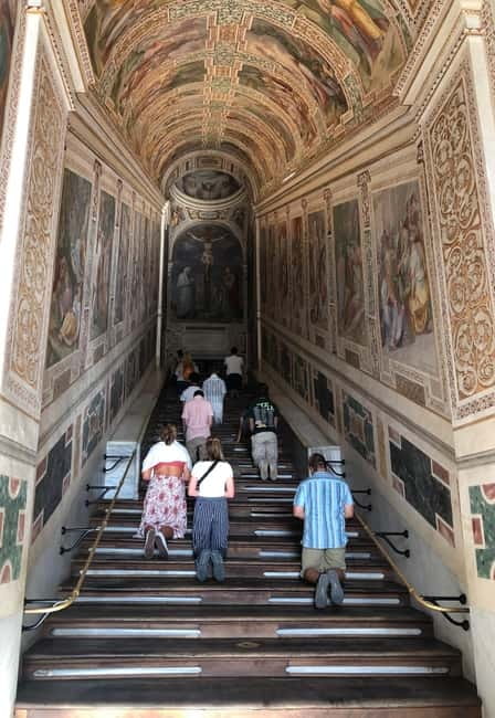 Rome: Via Crucis Pilgrim 3-4 Hour Walking Tour - Pacing and Experience