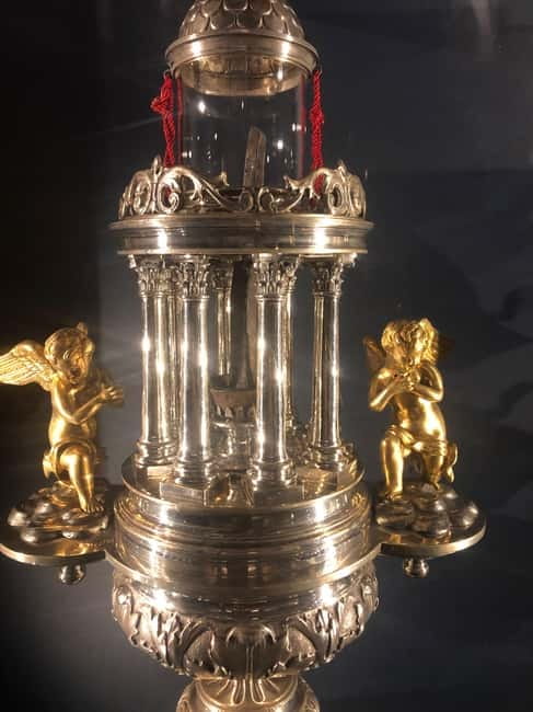 Rome: Via Crucis Pilgrim 3-4 Hour Walking Tour - Cultural and Religious Significance