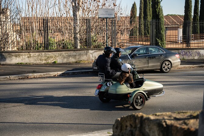 Rome Vintage Fiat 500 and Vespa Tour with Prosecco - Accessibility and Practical Details