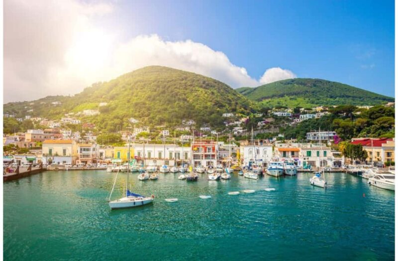 Rome: VIP Capri Yacht Day with High-Speed Train Ride - Cruising along Capri’s Spectacular Coastline