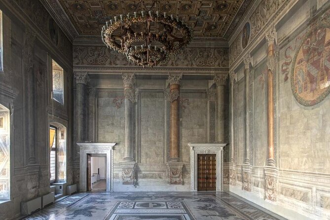 Rome, Vittoriano Rooftop View and Palazzo Venezia Official Entry - Accessing the Elevators and the Rooftop View