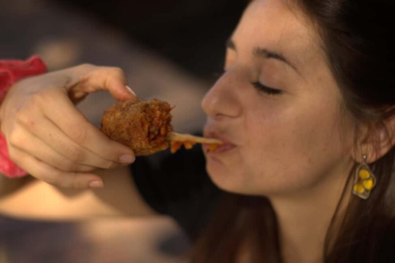 Rome: Walking Food Tour with Tastings and Guide - Visiting the Jewish Ghetto Market