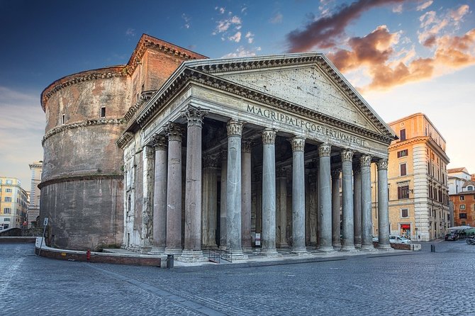 Rome walking tour: Churches, Squares and Fountains - The Temple of Hadrian and Piazza Di Pietra