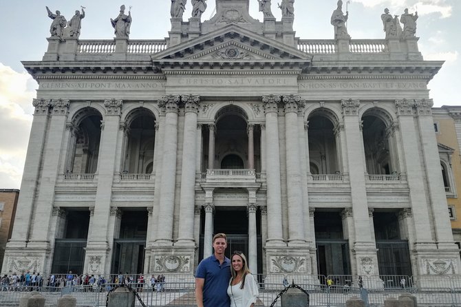 Rome Walking Tour of Holy Sites: Basilica of the Holy Cross in Jerusalem, San Giovanni in Laterano and Scala Santa - Admiring the Basilica di San Giovanni in Laterano