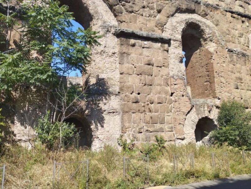 Rome: Walking Tour to the Park of the Aqueducts - Visiting Torre Fiscale Park for a Scenic Break