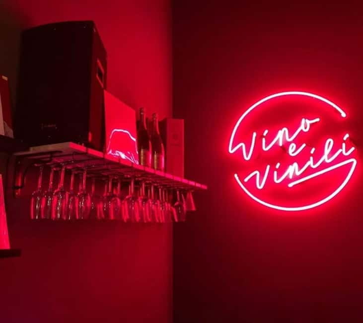 Rome: Wine & Vintage Vinyl Experience - Listening to Original Vinyl Records on Vintage Equipment