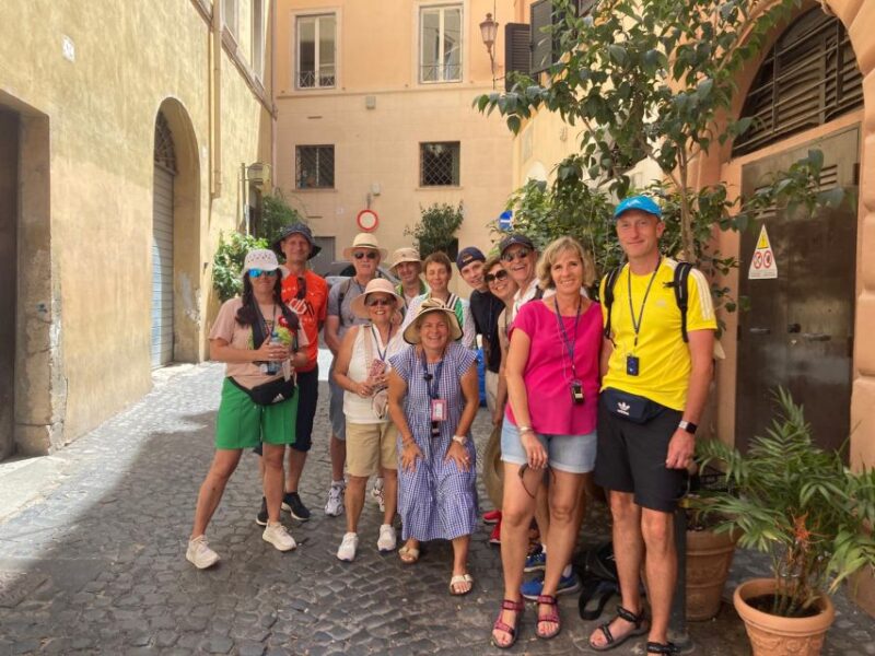 Rome:CityCenter Hidden Highlights Guided Walking Tour German - Walking Through Ancient Roman Stadiums and Temples