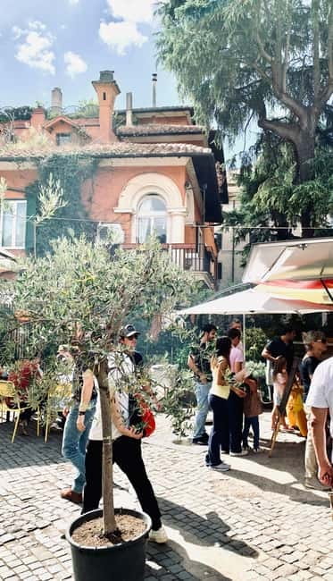 Rome's Authentic Roman Food Tour on E-Bike - Exploring the Campagna Amica Food Market